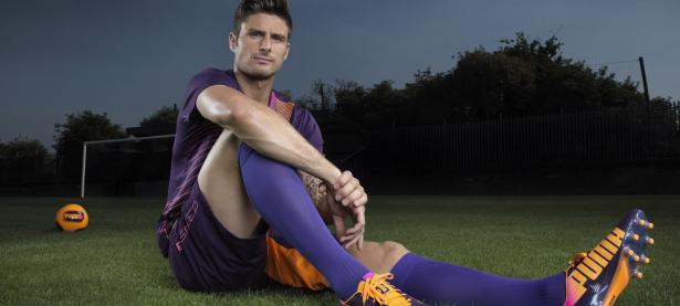 FB体育下载-逆转之夜，从绿茵场到乒乓台，永不放弃的竞技精神