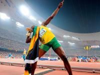 FB赛事直播-逆风翻盘，雷诺绝地反击，周冠宇刷新纪录之夜