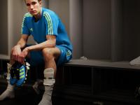 FB赛事直播-双线战场，法国队险胜丹麦队，石宇奇带队取胜—竞技体育的殊途同归