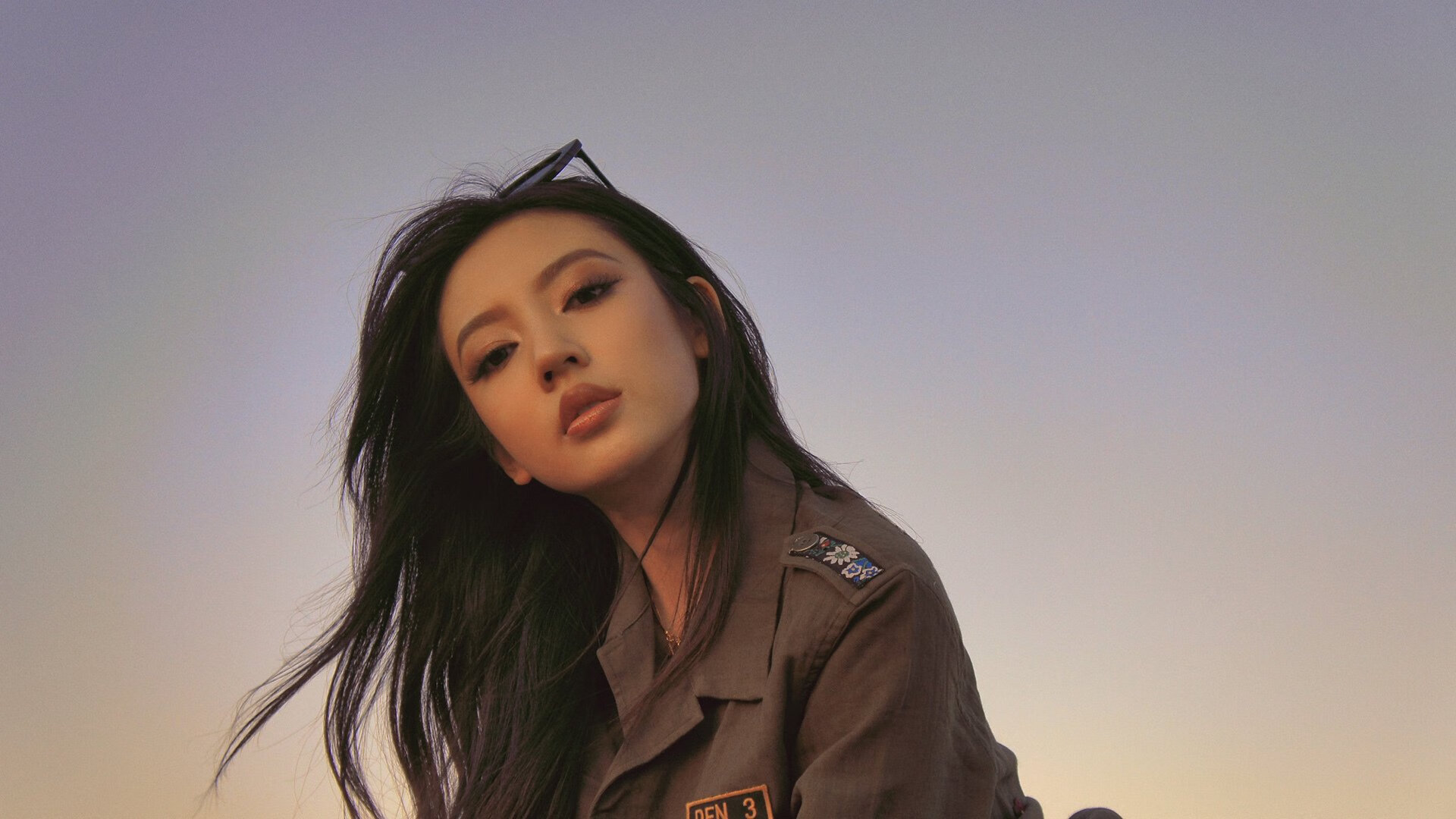 绝境逆袭！快船东决关键战最后时刻窒息攻防，险胜鹈鹕锁定焦点胜利