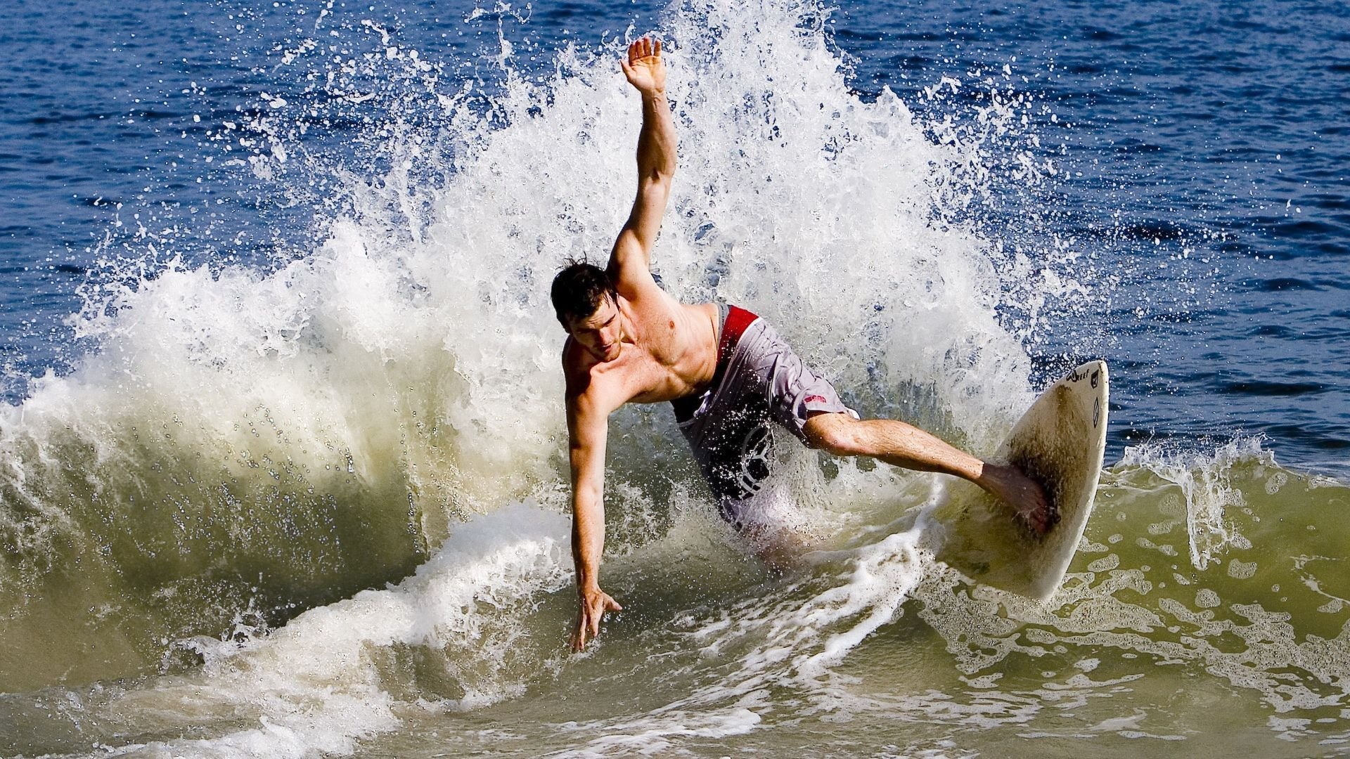 福登攻防转换定乾坤，墨西哥战术压制智利显唯一性